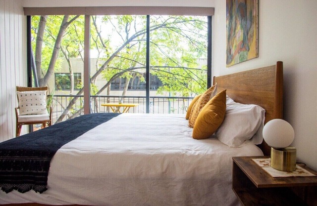 BEAUTIFUL ART & APARTMENT AT THE HEART OF CDMX
