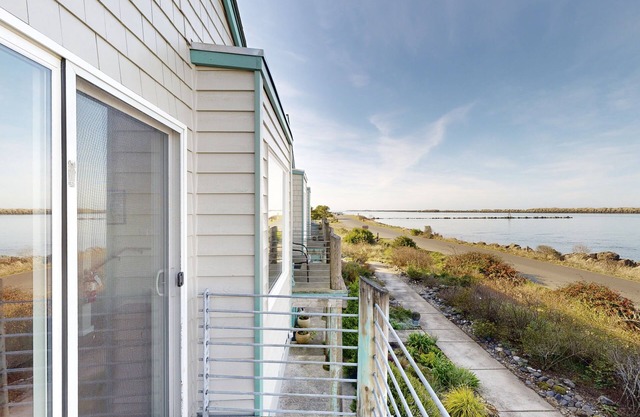 Schöne bayfront Stadthaus w / erstaunliche Brücke Aussicht, direkt neben dem Nationalpark!