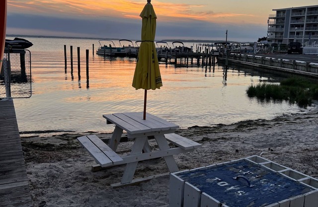 Beautiful bayside first level condo! Quick walk to the beach.