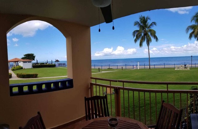 Beautiful Beach Front Apartment, Hacienda’s del Golf & Playa
