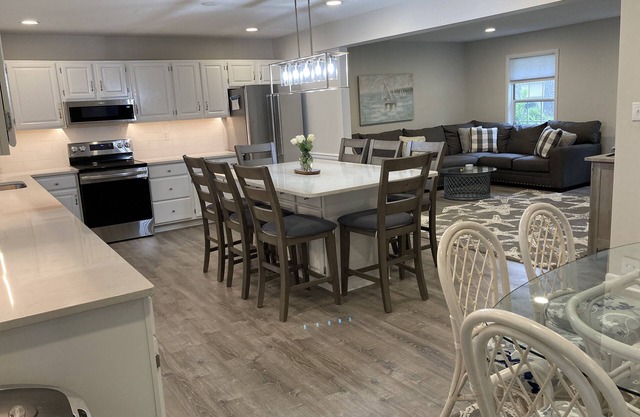 Beautiful Beach House totally renovated 4 Bedroom 2 bath Pet friendly