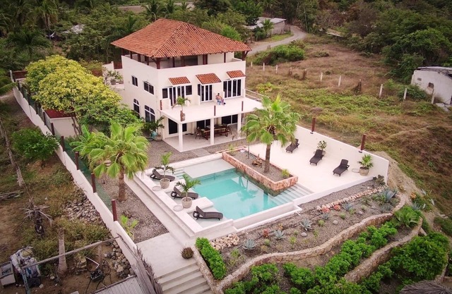 Wunderschönes Haus am Strand, 30 Minuten südlich des Flughafens Ixtapa-Zihuatanejo