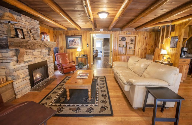 Schöne große Hütte in der Nähe von Ponderosa State Park, Payette Lake & McCall Golfplatz