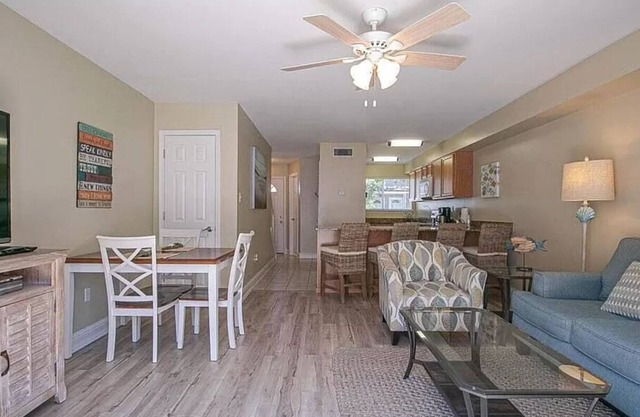 Beautiful Biloxi Beach Condo
