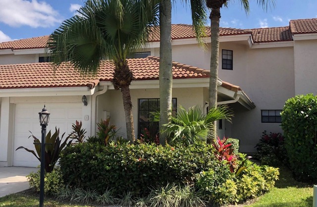 Beautiful Boca Home for Snowbirds & Families enjoy the pool pickleball & tennis