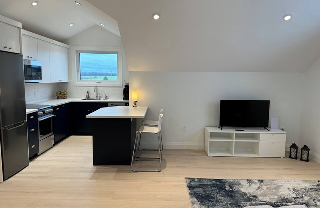 Beautiful, Brand-New Loft Apartment