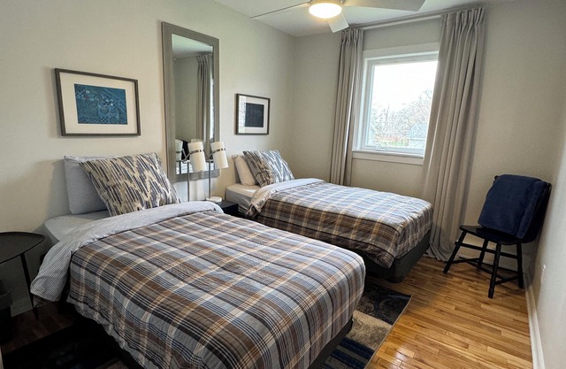 Beautiful Brighton/Charlottetown; 1300 sq ft. apartment with AC and large deck.