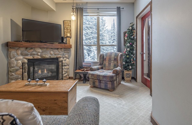 Schöne Erdgeschosswohnung - Ski in / out von der Tür - Pet Friendly
