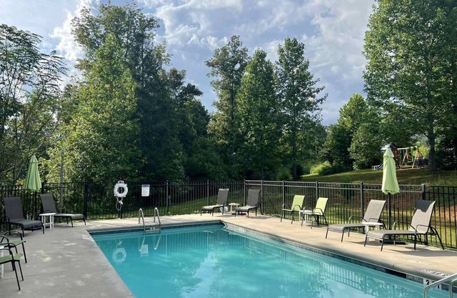 Beautiful Cabin few minutes away from Lake Lure and Chimney Rock