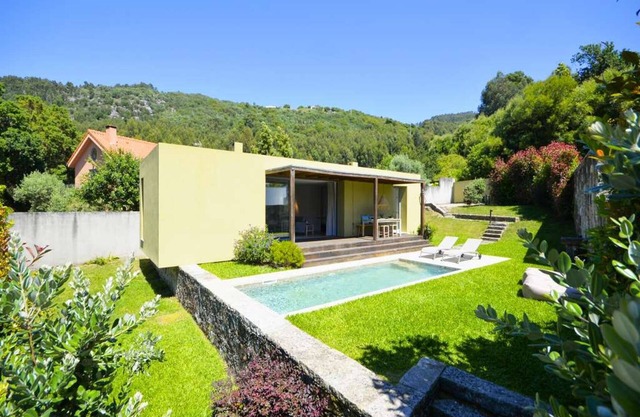 Beautiful Caminha Villa | 2 Bedrooms | Villa Sandover | Private Pool & BBQ | North Portugal