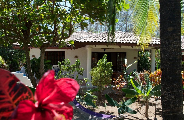 Wunderschönes Casa Mambo; strand / pool / surf / wi-fi / kabel-tv / ac