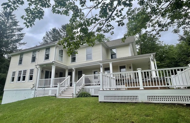 Beautiful Catskills country retreat --neighboring reservoir/recreation area