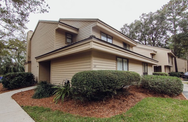 Beautiful Centrally Located Getaway
