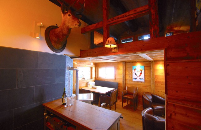 Wunderschönes Chalet auf 1800 Metern Höhe, stilvoll zu hohem Standard renoviert