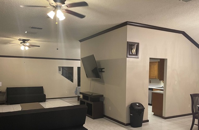 Beautiful Cimarron house