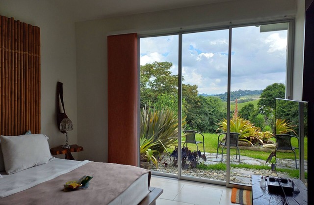 Beautiful & Comfortable Suite In The Country Side