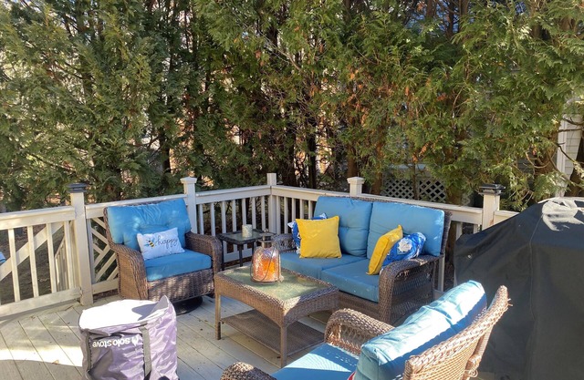 BEAUTIFUL CONDOMINIUM AVAILABLE FOR THE 2025 BELMONT STAKES FESTIVAL.