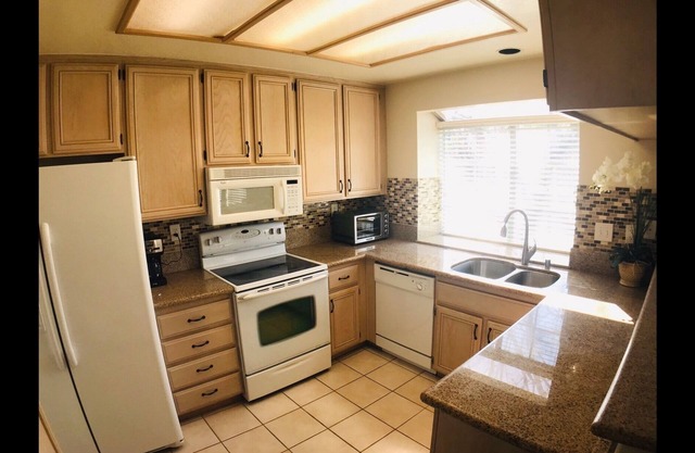 Hermoso condominio en Aliso Viejo