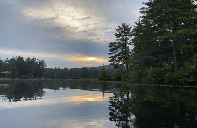 Beautiful cottage in the Lakes Region on Hermit Lake
