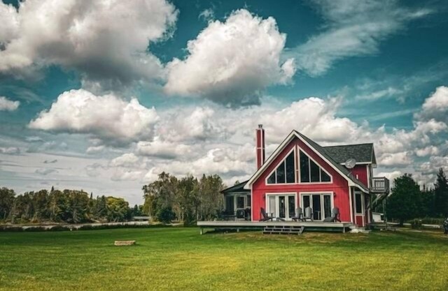 Schönes Ferienhaus in St. Martins Bay, Lake Huron, mit Ponton, Kajaks und Kanu!