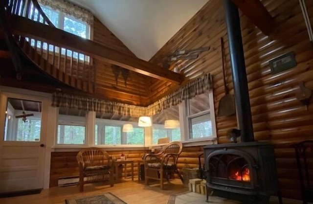 Cozy Cabin Retreat near Ossipee Lake