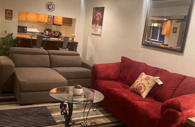 Beautiful & Cozy home