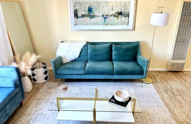 Beautiful Cozy North Park 2 bed apartment