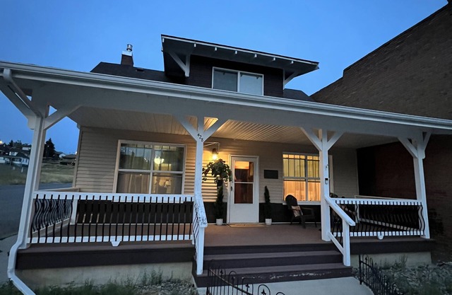 Beautiful Craftsman home in uptown Butte