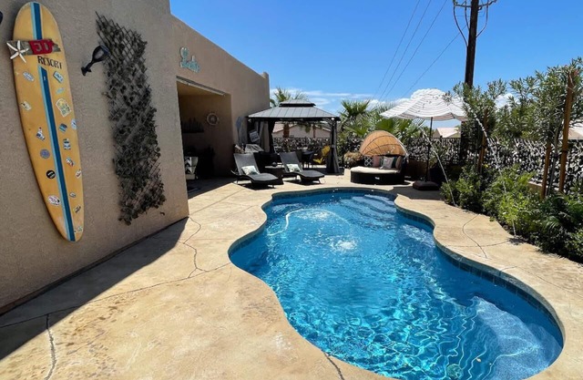 Beautiful Desert Retreat with Pool and RV Garage