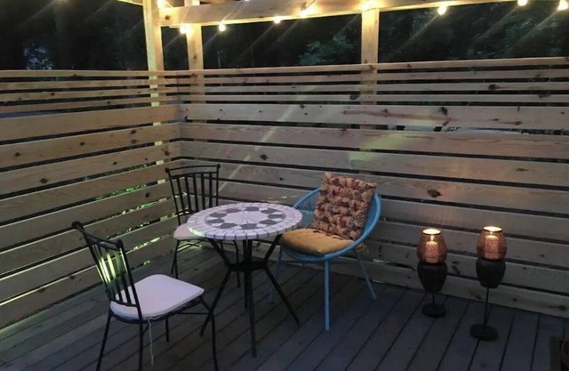 Beautiful Dog Friendly Tiny Home!!