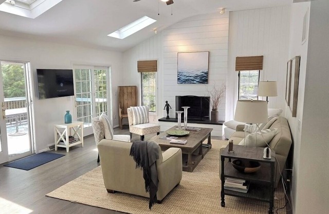 Beautiful East Hampton Retreat