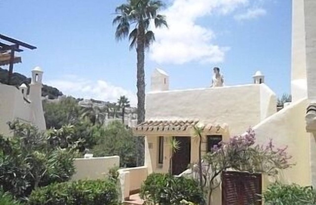 Schöne El Rancho Villa komplett renoviert zu einem sehr hohen Standard