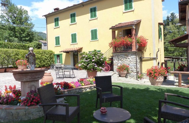 Wunderschöne, elegante Wohnung im zweiten Stock, Panorama Blick,Pool,Jacuzzi.