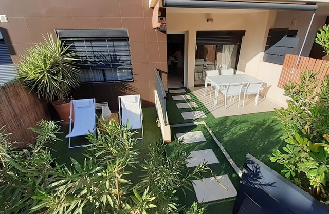 SCHÖNE WOHNUNG PLAYA MIL PALMERAS