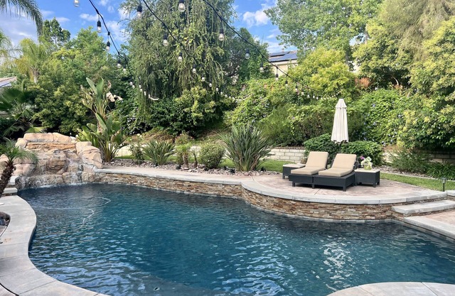 Beautiful Executive Home in Desirable Neighborhood, Near Wineries and Old Town