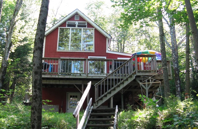 Schöne, Familienfreundlichkeit Lakeside Hütte im Wald