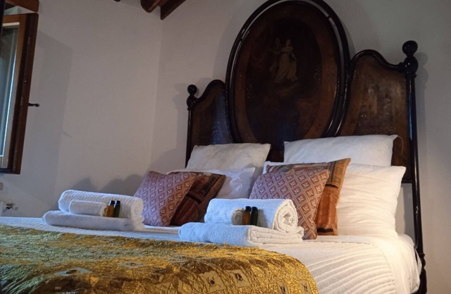 Beautiful Farmhouse surrounded by enchanting nature just 40 minutes from Lucca