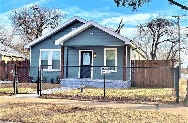 Beautiful, friendly, and functional home. Great location