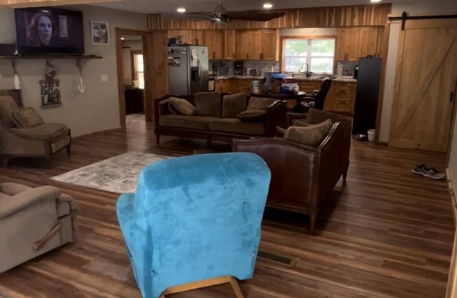 Beautiful Grand Lake Home in Duck Creek with Private Dock.