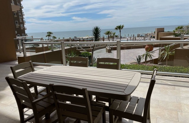 Beautiful Ground floor close to the pool-Also own adjacent unit