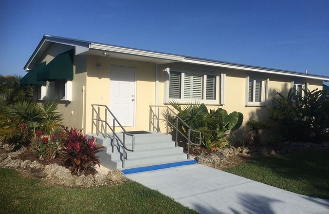 Schönes Gästehaus auf 5 Hektar. In der Nähe von Everglades, Biscayne Bay, Florida Keys