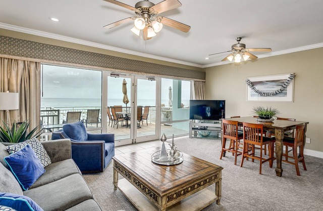 Weißer Sand 27 | 4 BR / 3. 5 BTHRM Gulf Front Stadthaus