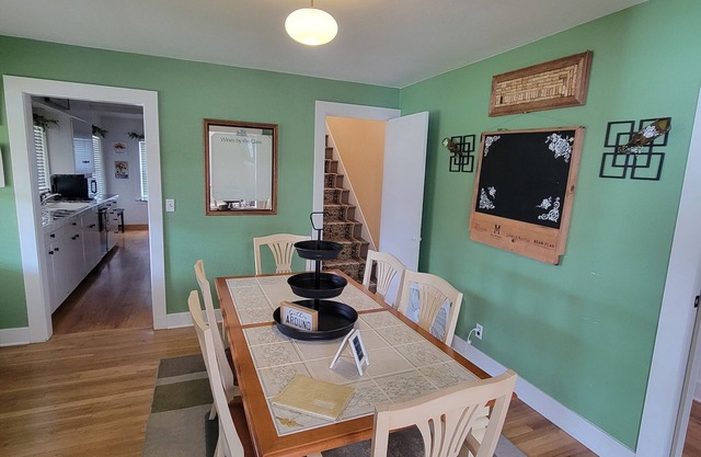 Beautiful, Historic 4 Bedroom, 2 Bath Home~Centrally Located~Pet-Friendly