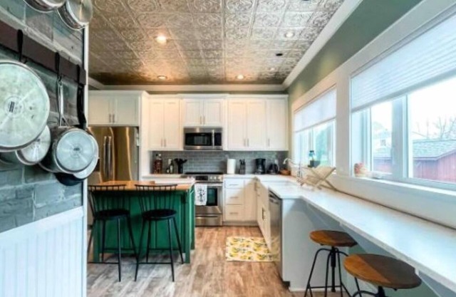 Beautiful Historic Home near Downtown
