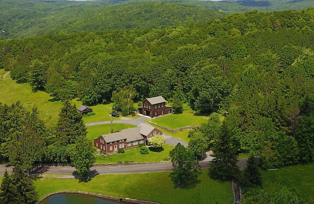 Beautiful Historic Farmhouse with Gorgeous Views