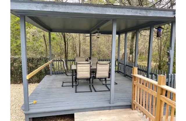 Woodland Ridge Retreat