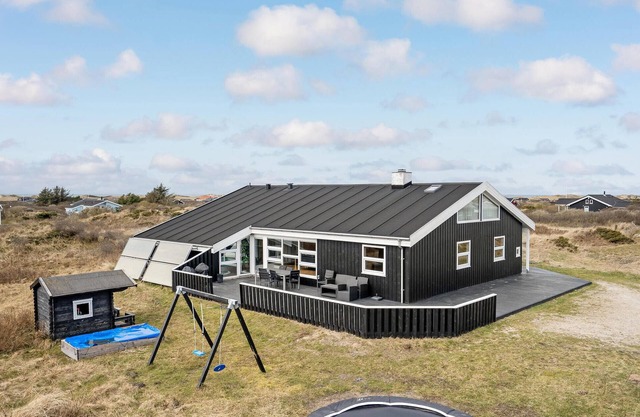 Tolles Haus in Hjørring mit Innenpool