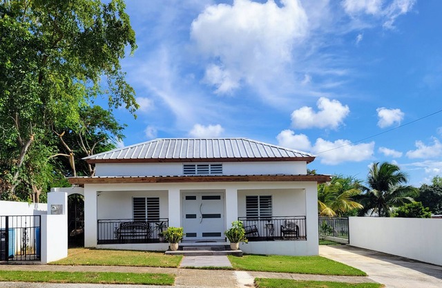 Beautiful home in quiet neighborhood. Close to beaches and nightlife in Boqueron