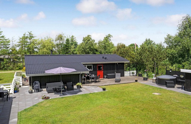 Schönes Haus in Skjern mit Küche