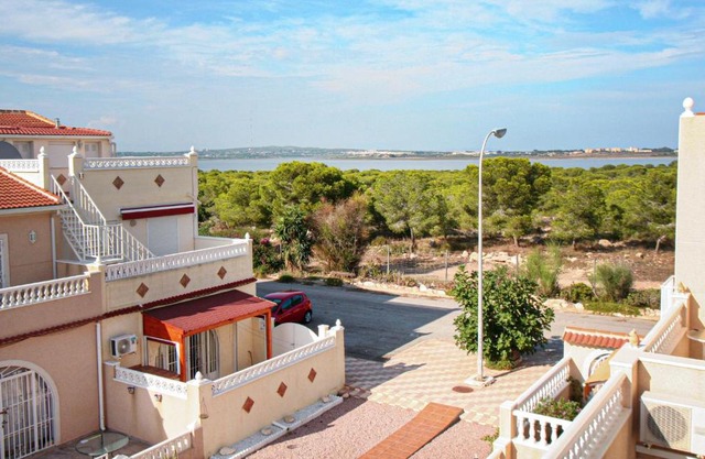 Beautiful home in Torrevieja with 3 Bedrooms